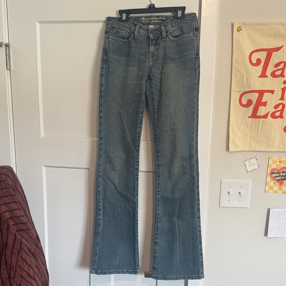Abercrombie & Fitch Flare Jeans in Classic Blue